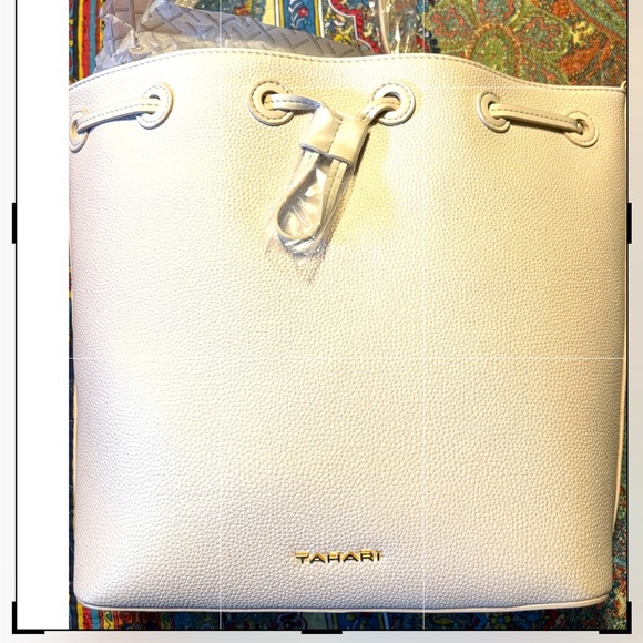 NWT Tahari Cream Shoulder Bag - Picture 3 of 8